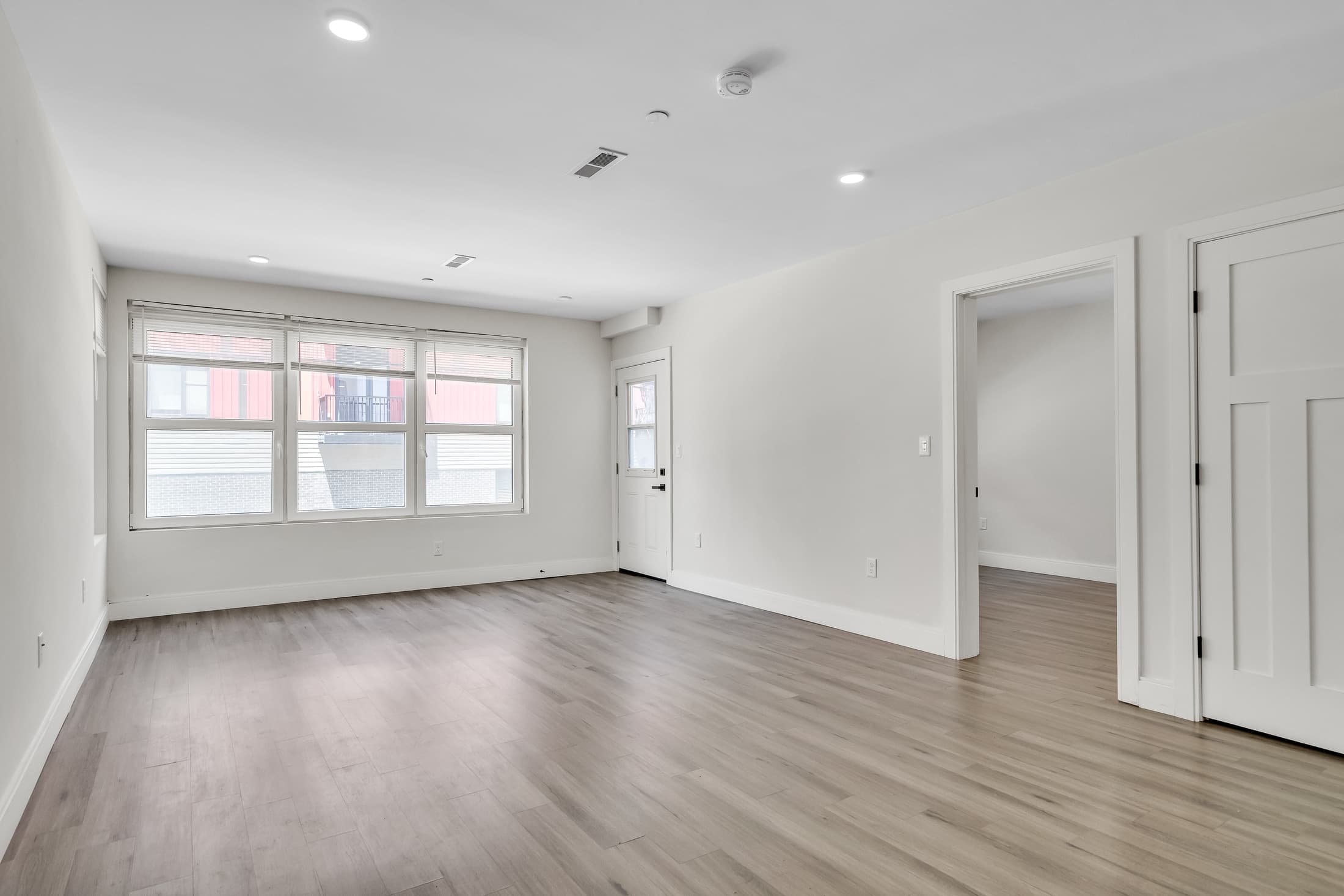 50 Stedman St photo 4
