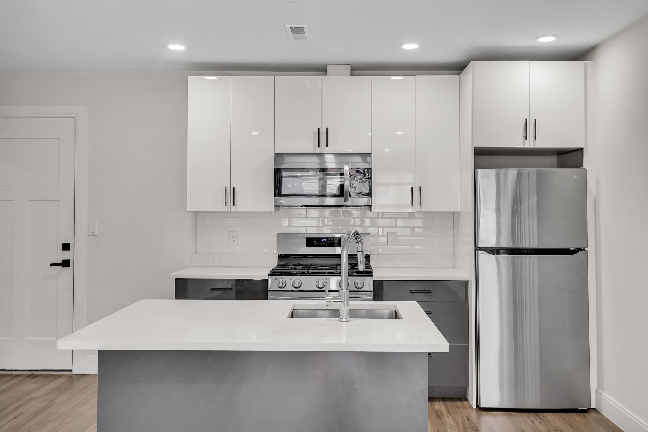 50 Stedman St photo 8