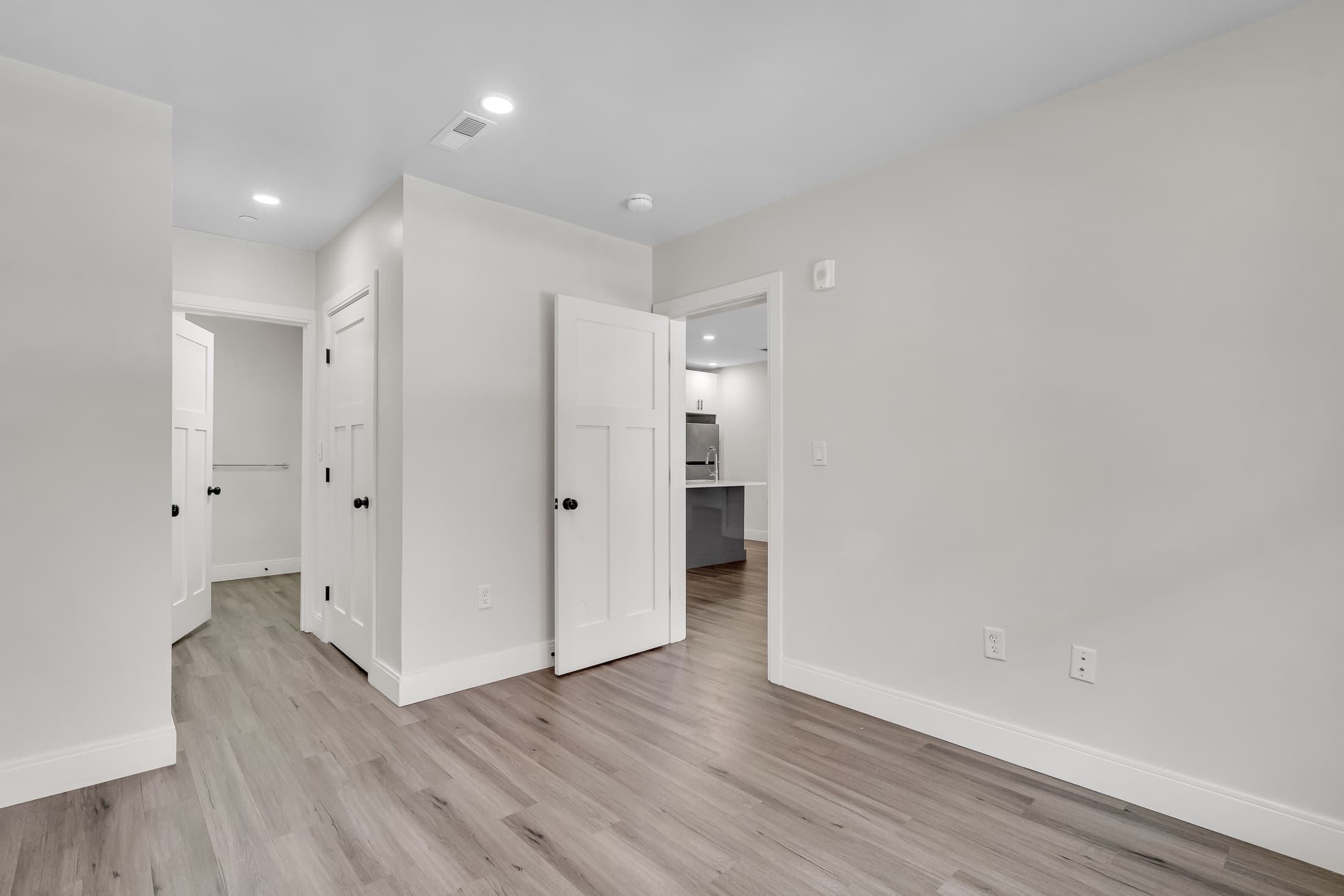 50 Stedman St photo 18