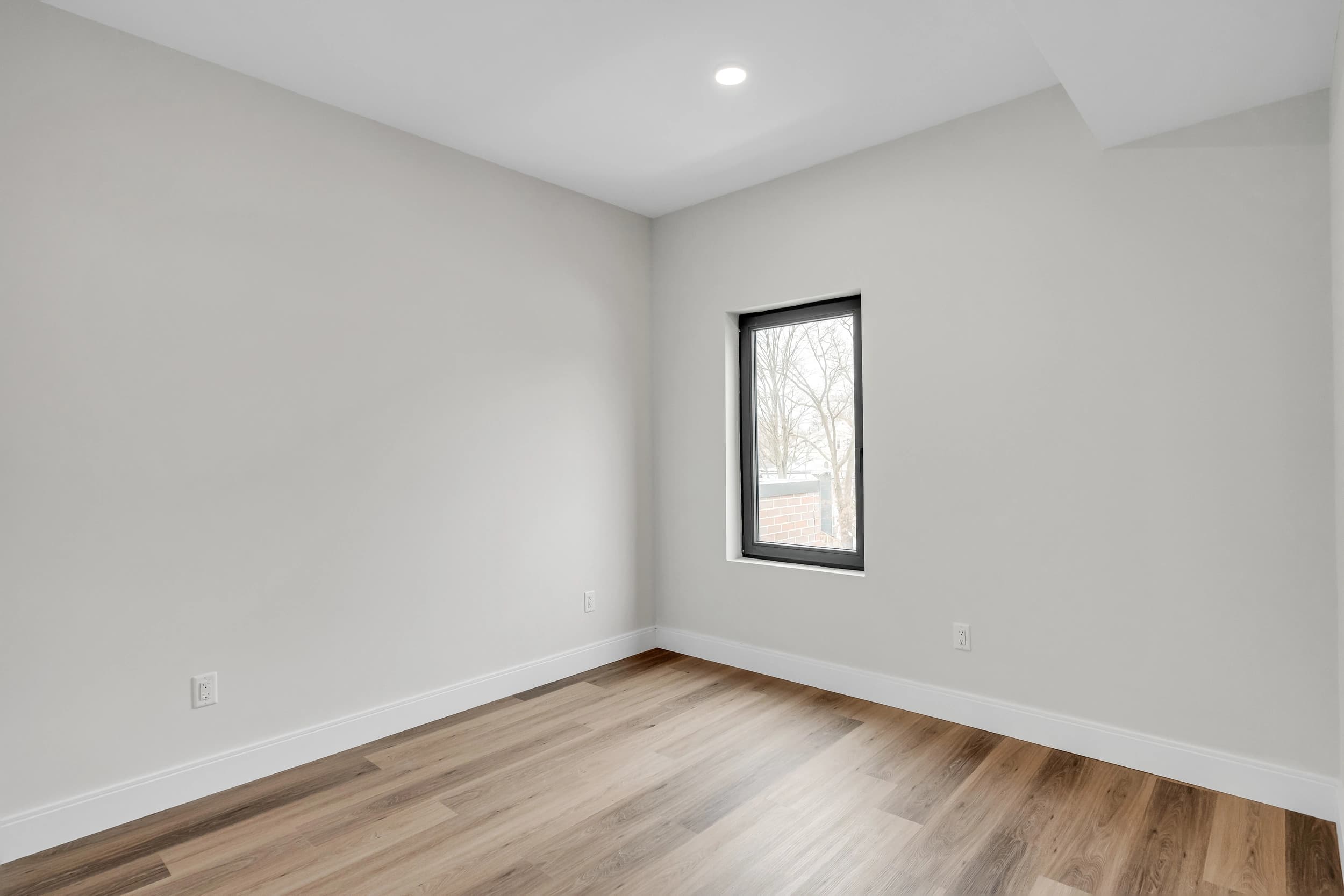 63 Belgrade Ave photo 16
