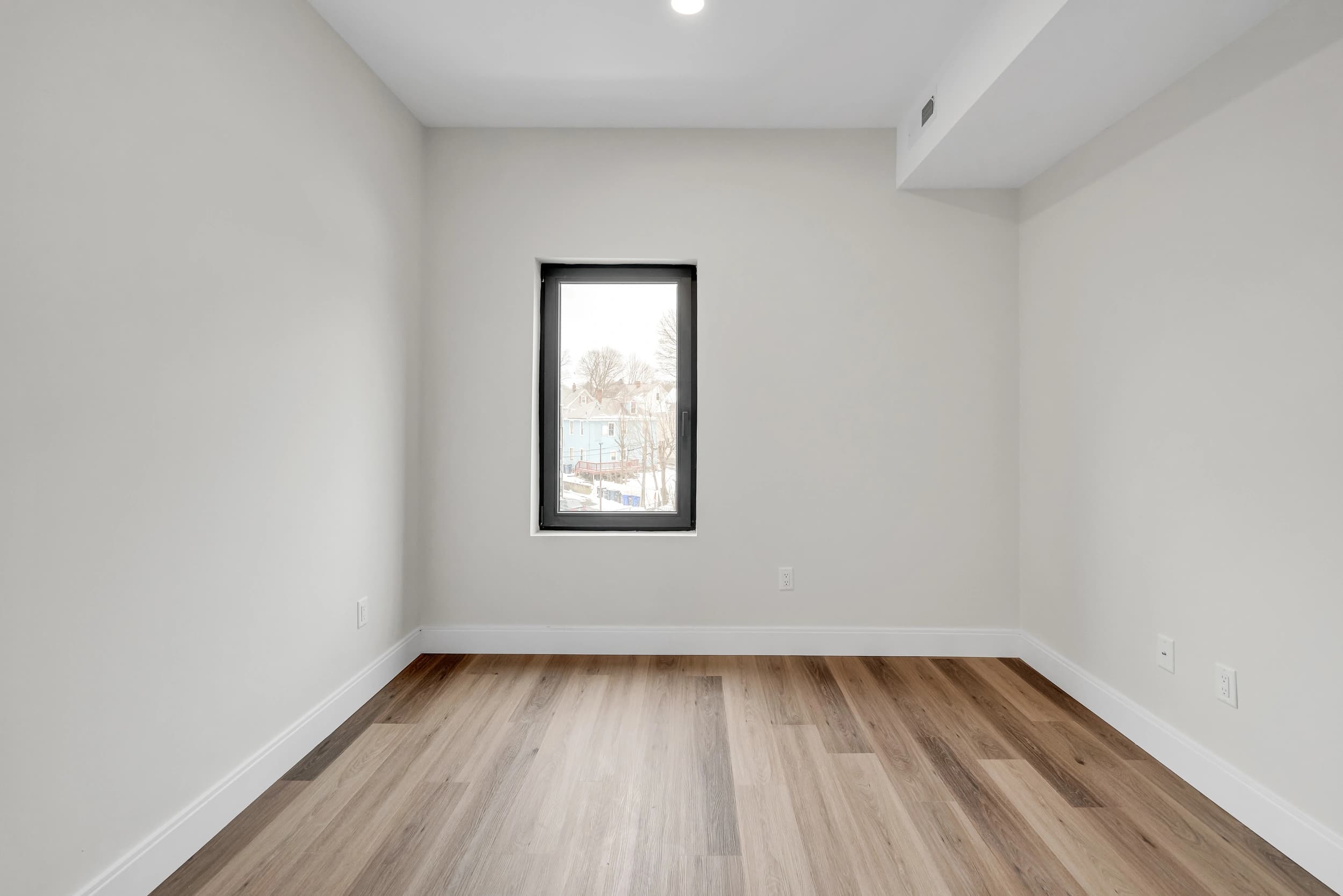 63 Belgrade Ave photo 19