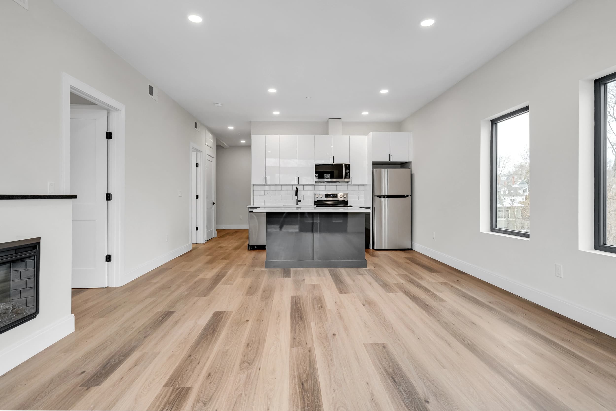 63 Belgrade Ave photo 33