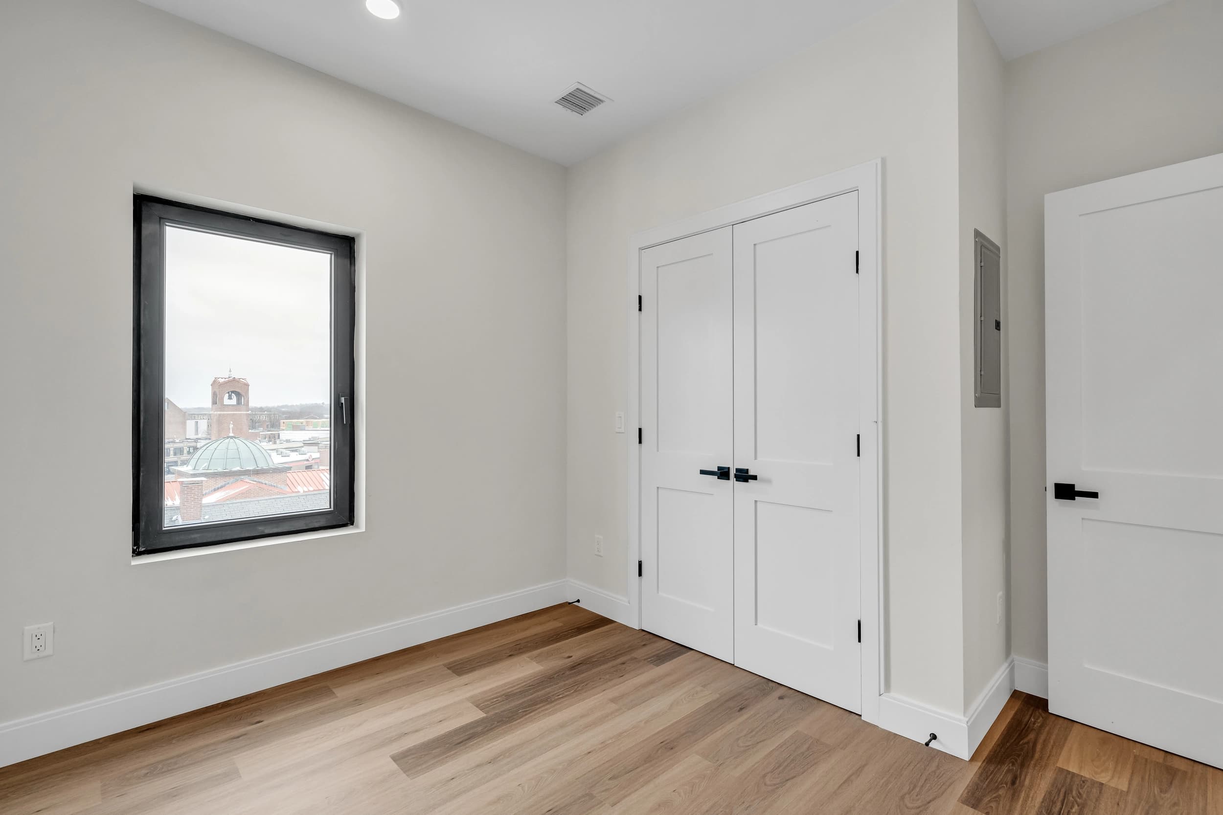 63 Belgrade Ave photo 45